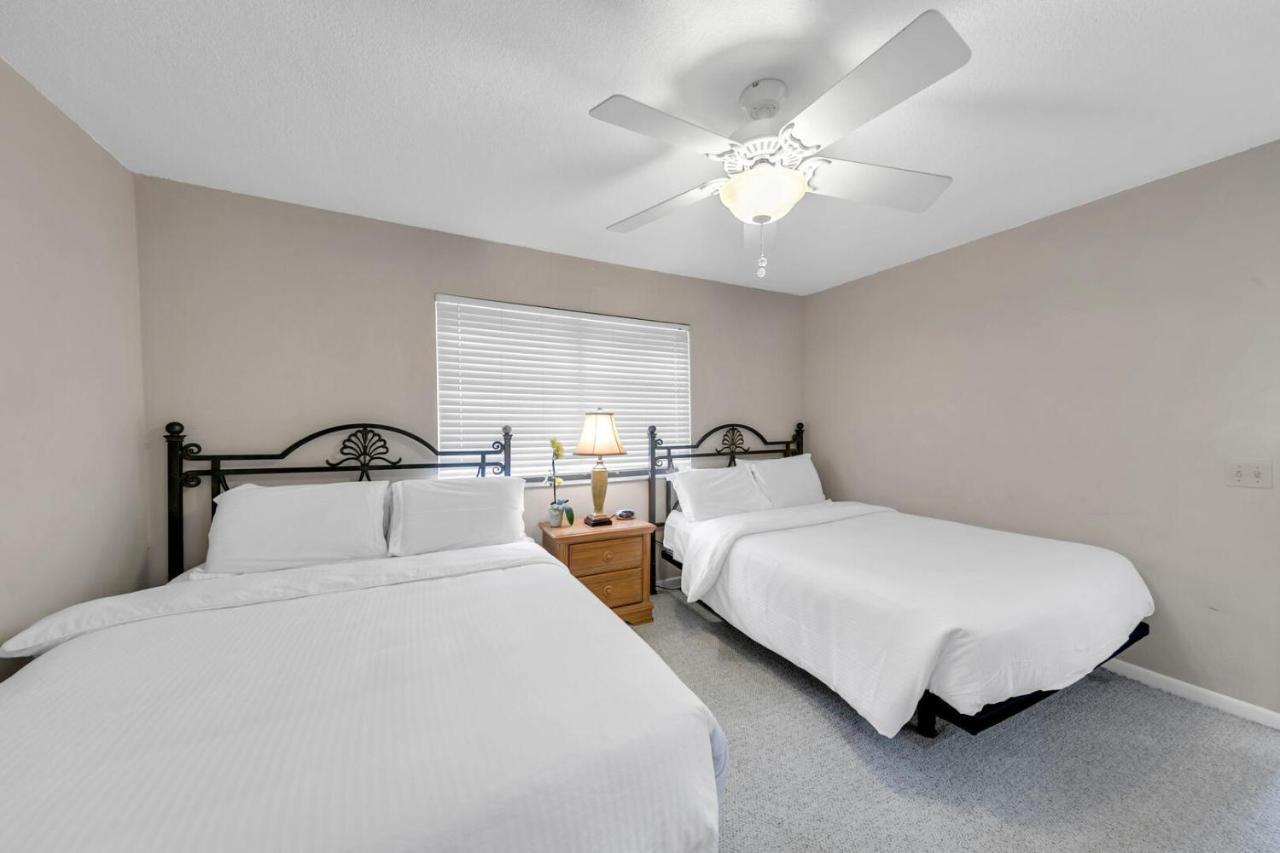 Mainsail 131 - Beachfront 2Br With Free Seasonal Beach Service Destin Exterior foto